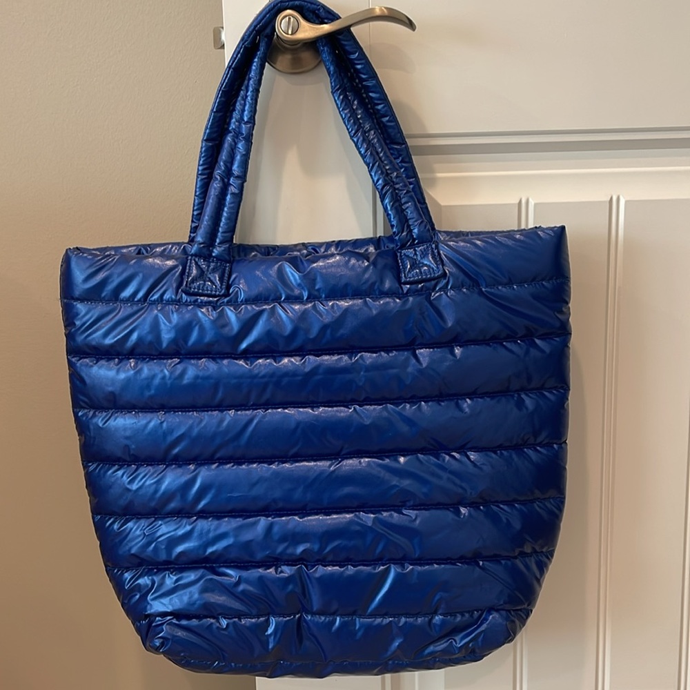 Old Navy Blue Puffer Quilted Tote Bag NWT - Picture 3 of 7